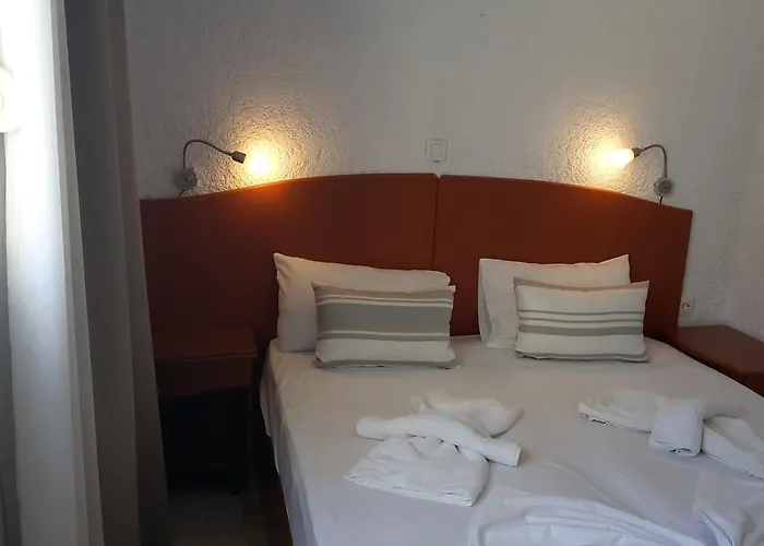 Ξενοδοχείο Castello 2*