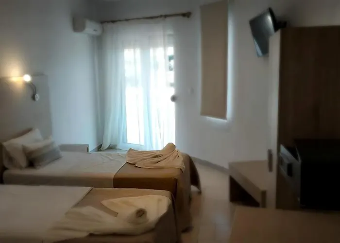 Castello מלון 2*